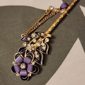 ✨ Gorgeous Purple Flower Hair Stick with Dazzling Rhinestones ✨